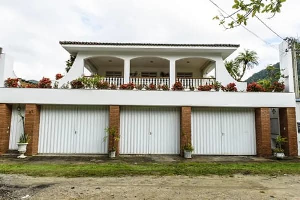 Casa em São Sebastião - Barequeçaba