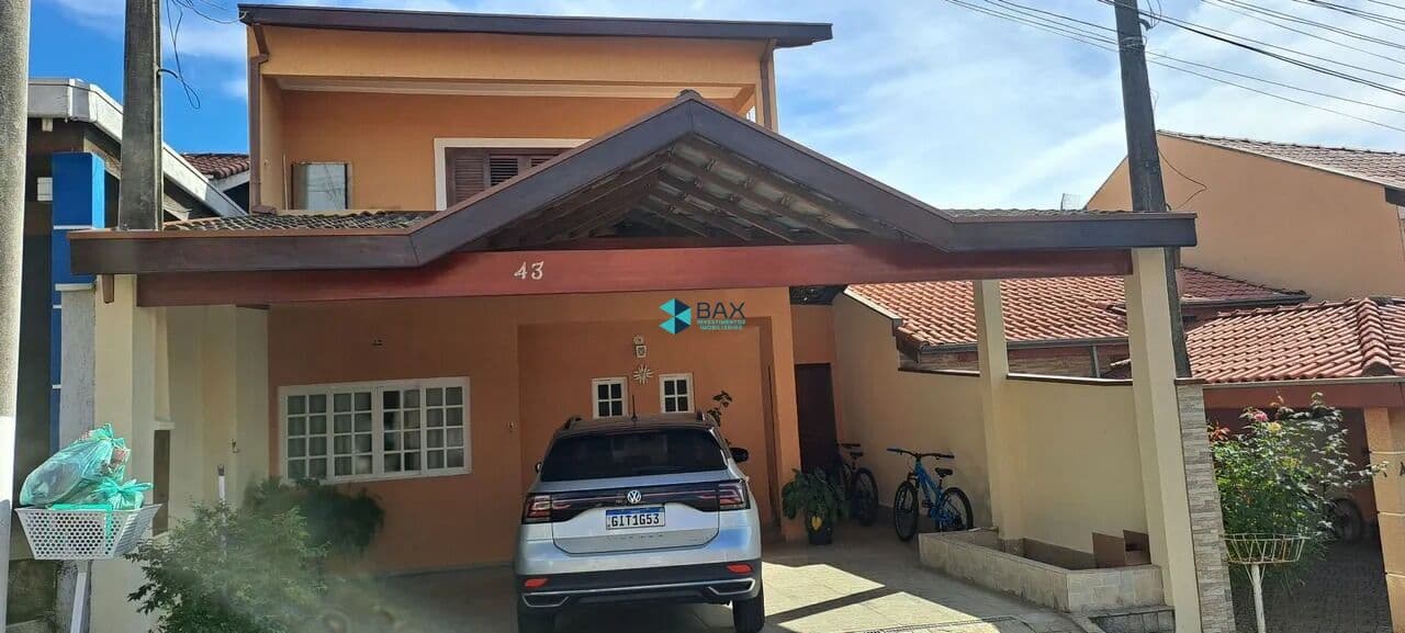 Casa em São José dos Campos - Jardim Uirá