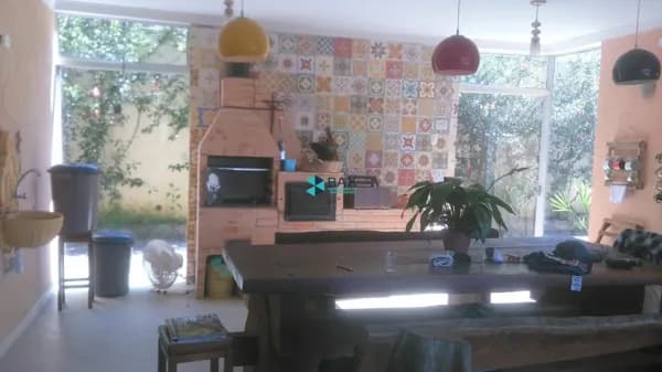 Casa em São José dos Campos - Freitas