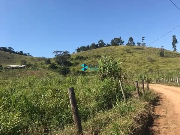 Lote/Terreno em Jambeiro - Canãa