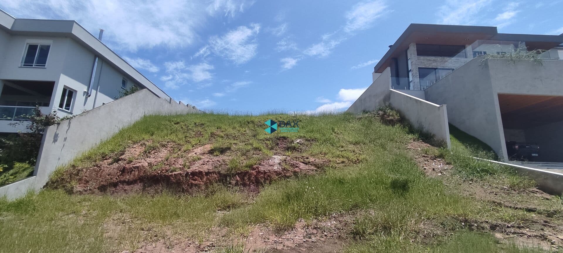 Lote/Terreno em São José dos Campos - Condomínio Reserva do Paratehy