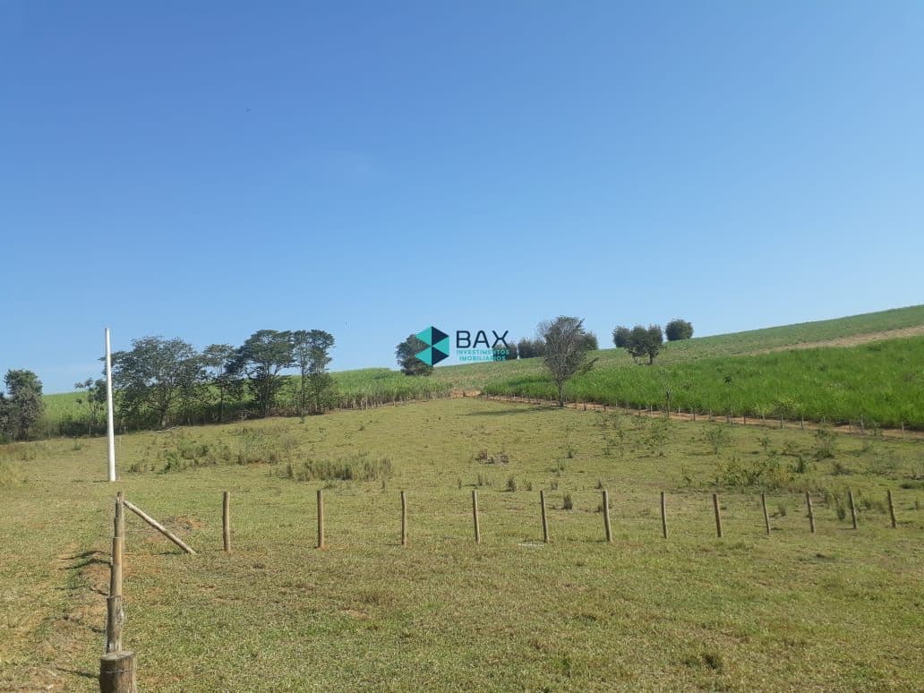 Fazenda/Sítios/Chácaras em Caçapava - Tijuco Preto