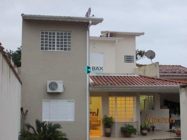 Casa em Caçapava - Vila Antônio Augusto Luiz