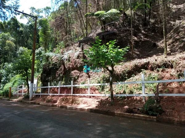 Lote/Terreno em Campos do Jordão - Alto Do Capivari