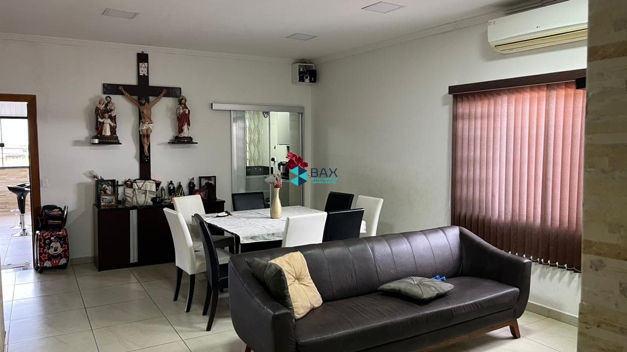 Casa em São José dos Campos - Jardim Bela Vista