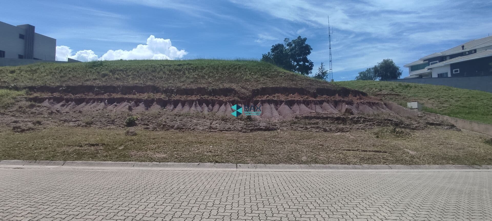 Lote/Terreno em São José dos Campos - Condomínio Reserva do Paratehy