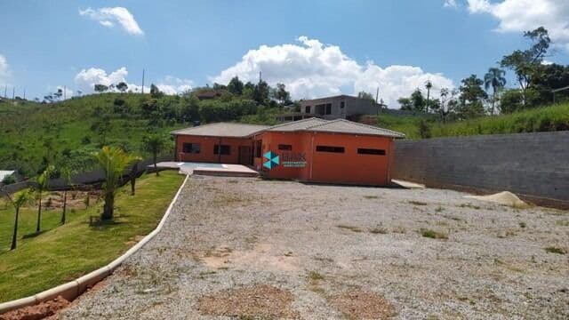 Fazenda/Sítios/Chácaras em São José dos Campos - Conjunto Residencial Dom Pedro II