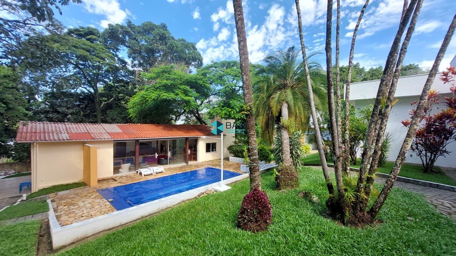 Casa em Taubaté - Chácaras Cataguá