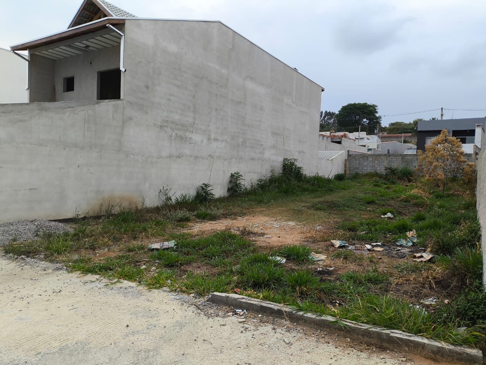 Lote/Terreno em São José dos Campos - Loteamento Portal Santa Inês