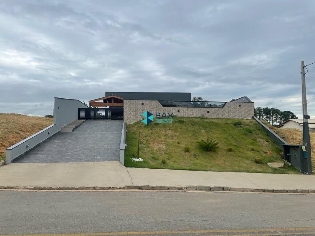 Casa de Condomínio em Taubaté - Cataguá