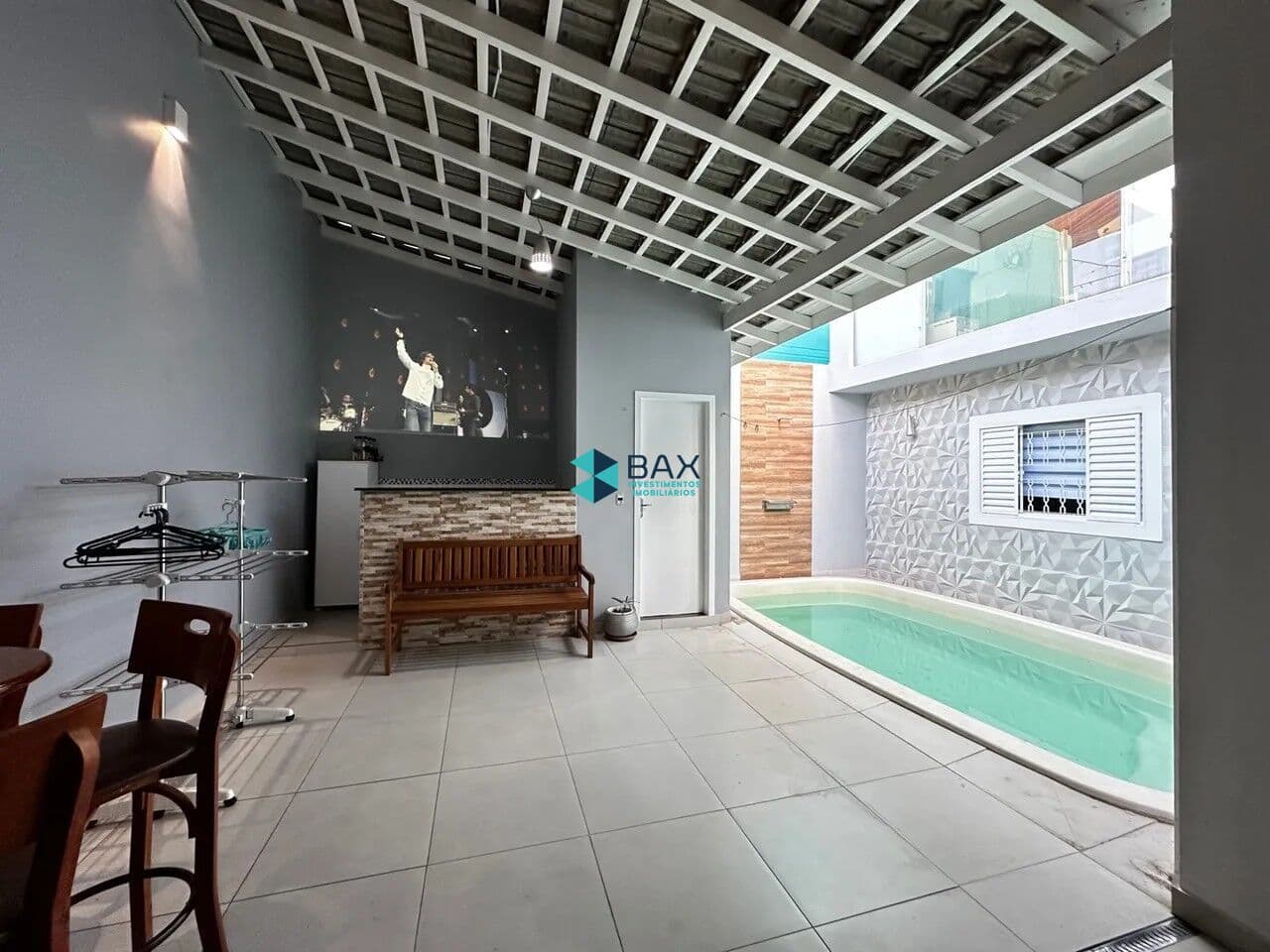 Casa em São José dos Campos - Chácaras Oliveiras