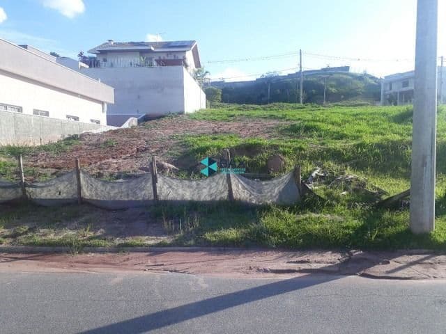 Lote/Terreno em São José dos Campos - Recanto dos Eucaliptos