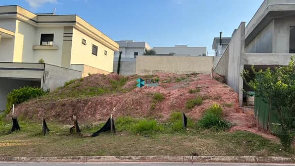 Lote/Terreno em São José dos Campos - Recanto dos Eucaliptos