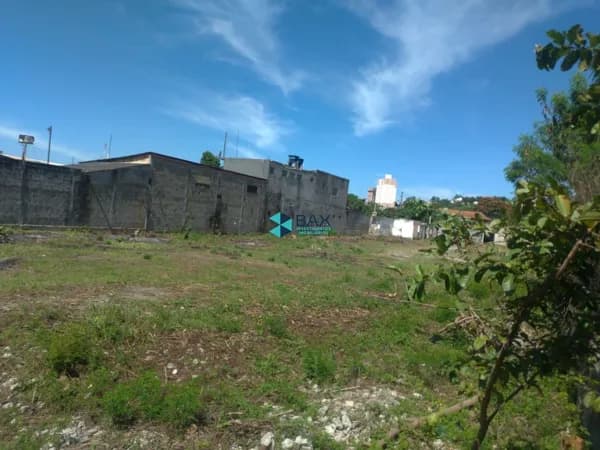 Lote/Terreno em São José dos Campos - Jardim Uirá