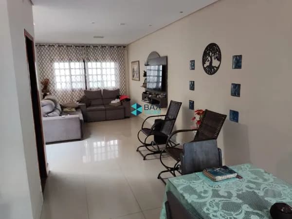 Casa em São José dos Campos - Jardim Minas Gerais
