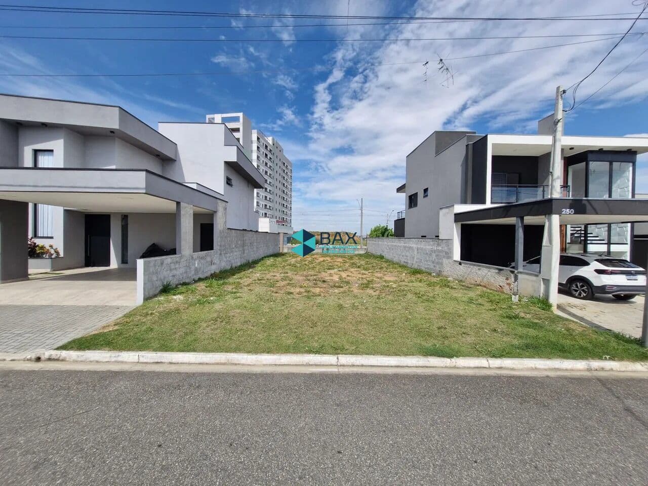 Lote/Terreno em São José dos Campos - Bairro da Floresta