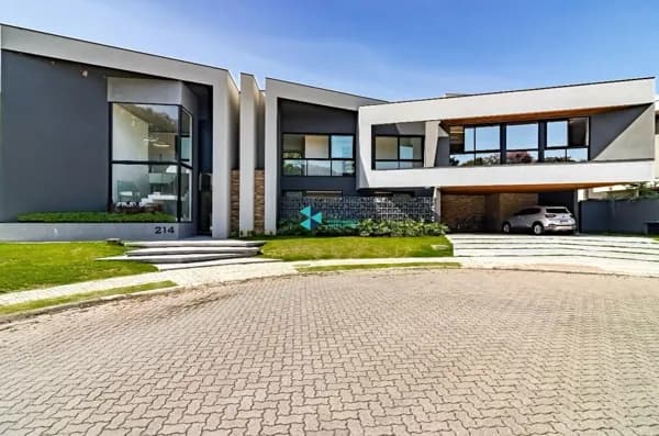 Casa em São José dos Campos - Urbanova
