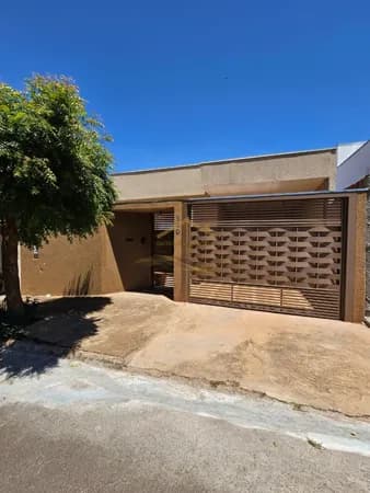 Casa em Cedral - Avenida Parque