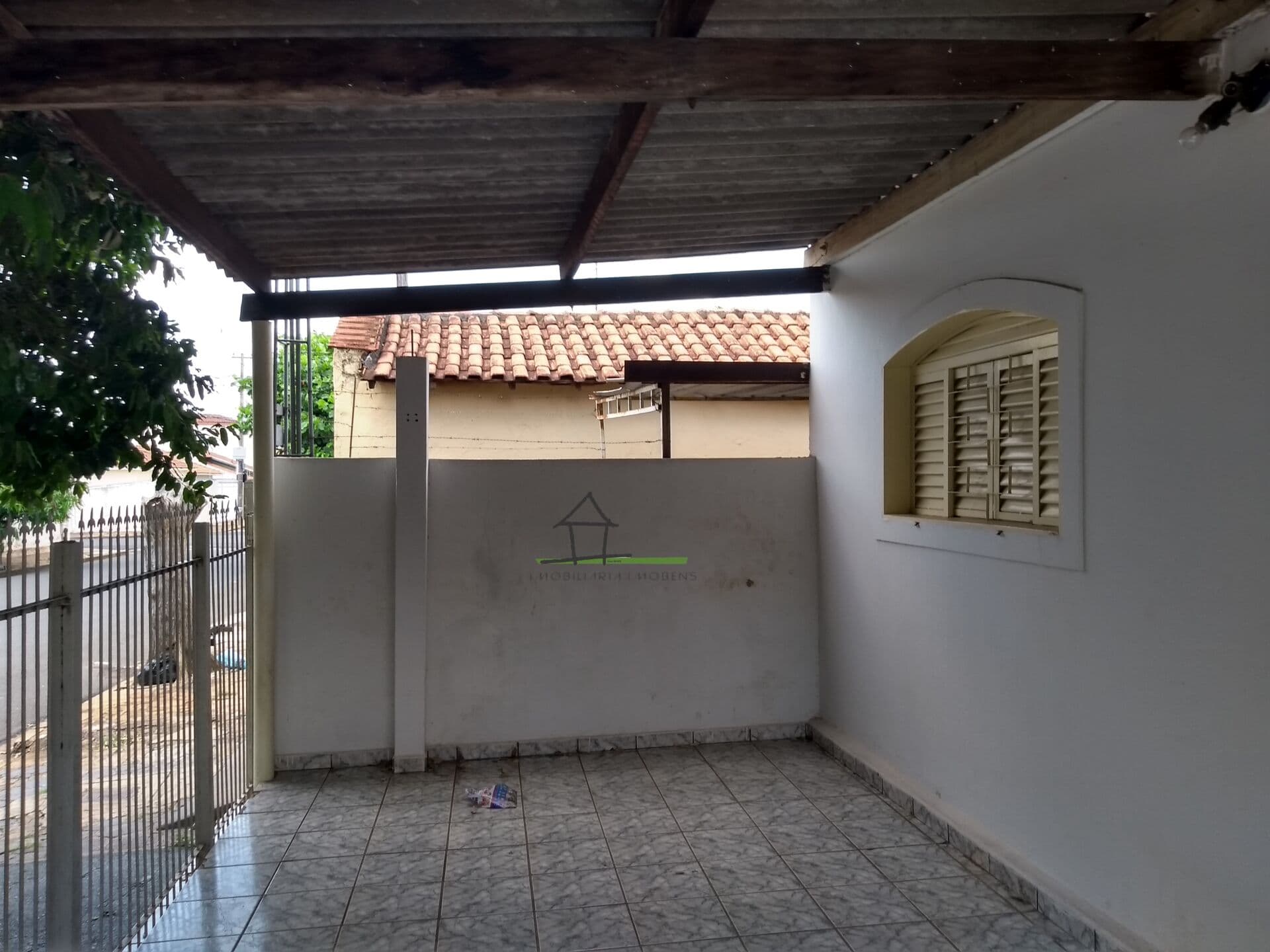 CASA ALUGA-SE BOA VISTA - 2 DORM.