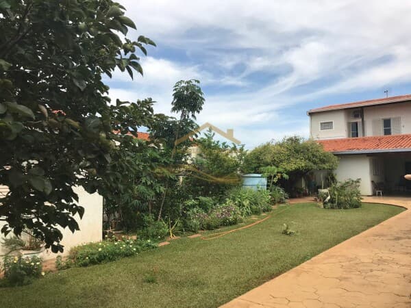 LINDO SOBRADO + EDICULA- JARDIM VETORAZZO- R$480 mil
