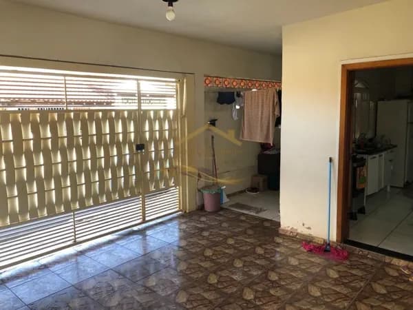 CASA À VENDA- JARDIM MARIA LÚCIA- R$ 160 MIL