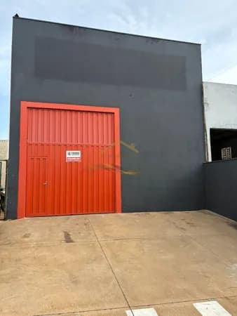 Barracão/Salão Comercial- VENDE-SE BAIRRO SÃO THOMAZ