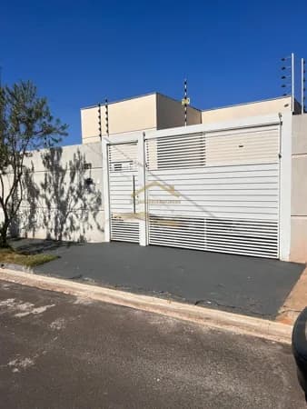 CASA À VENDA- BAIRRO SÃO THOMAZ- R$ 350 MIL