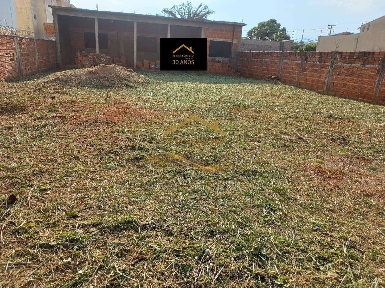 TERRENO VENDE-SE LOTEAMENTO PORTO SEGURO/VETORAZZO