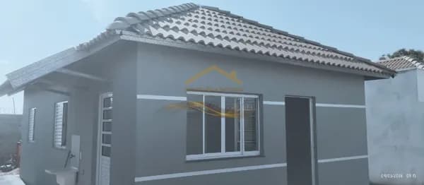 Casa Padrão-- Bairro Maria Clara 2- R$ 180 mil