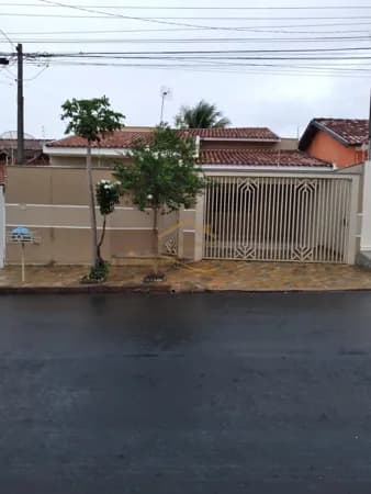 Casa Vende-se Parque das Aroeiras - R$ 360 mil