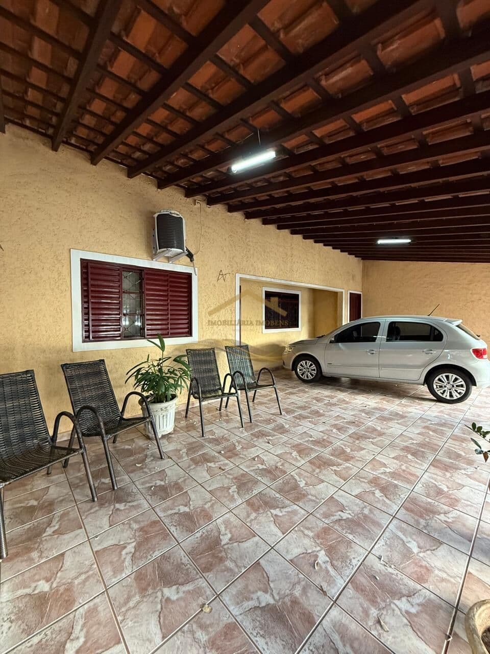 CASA VENDE-SE BAIRRO JOÃO DA SILVA- R$ 260.000,00