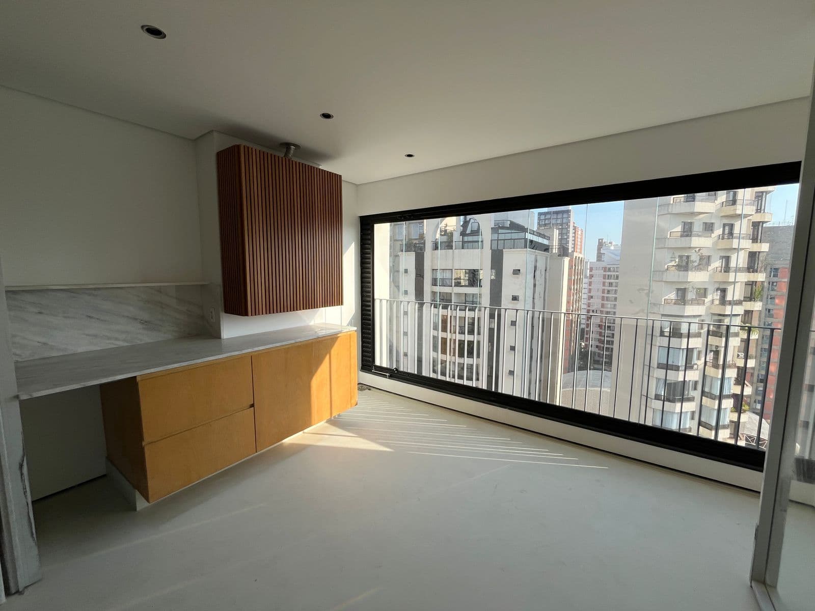 Apartamento Padrão - Impecável -