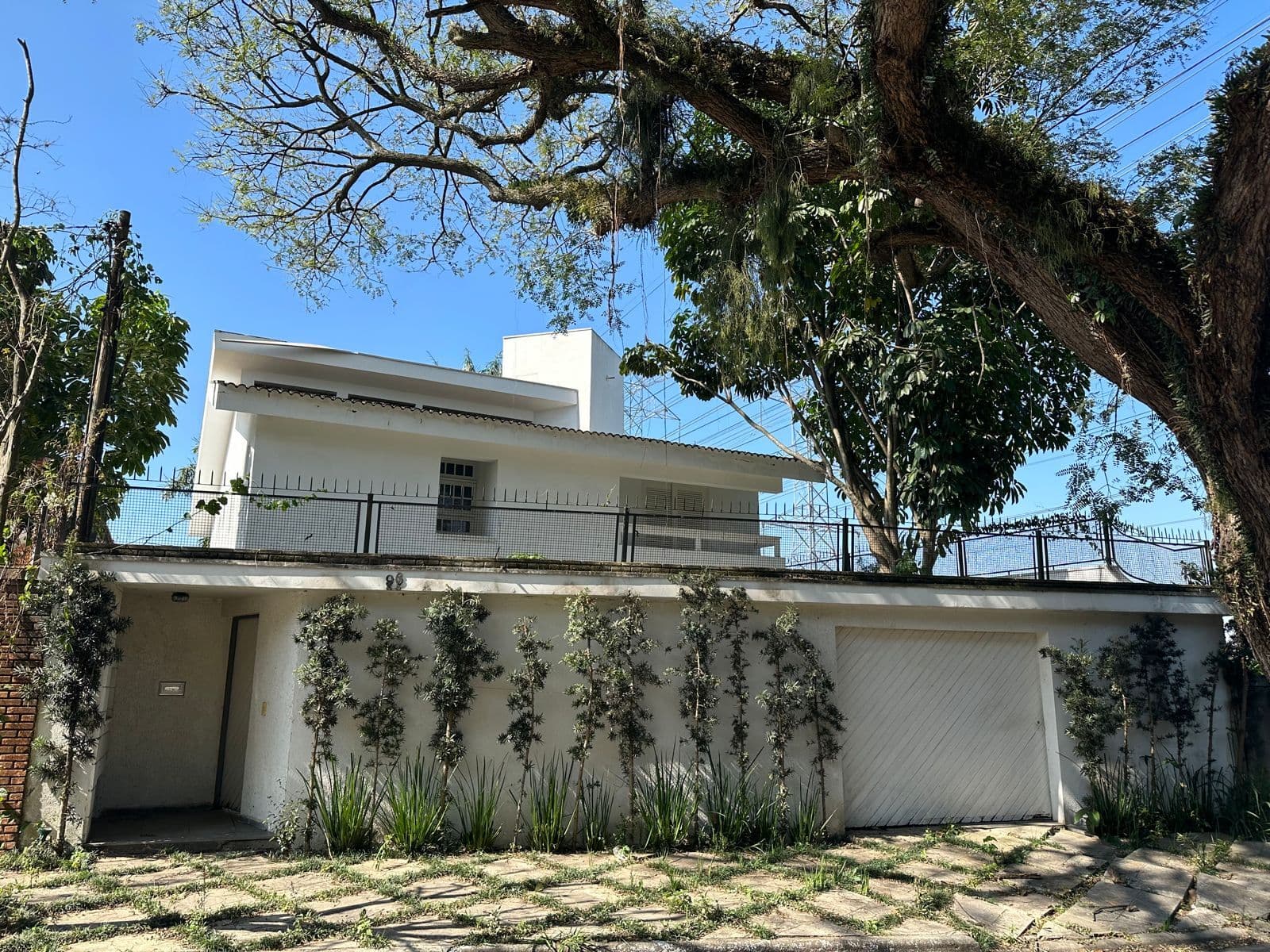 LINDO SOBRADO - ALTO PADRÃO