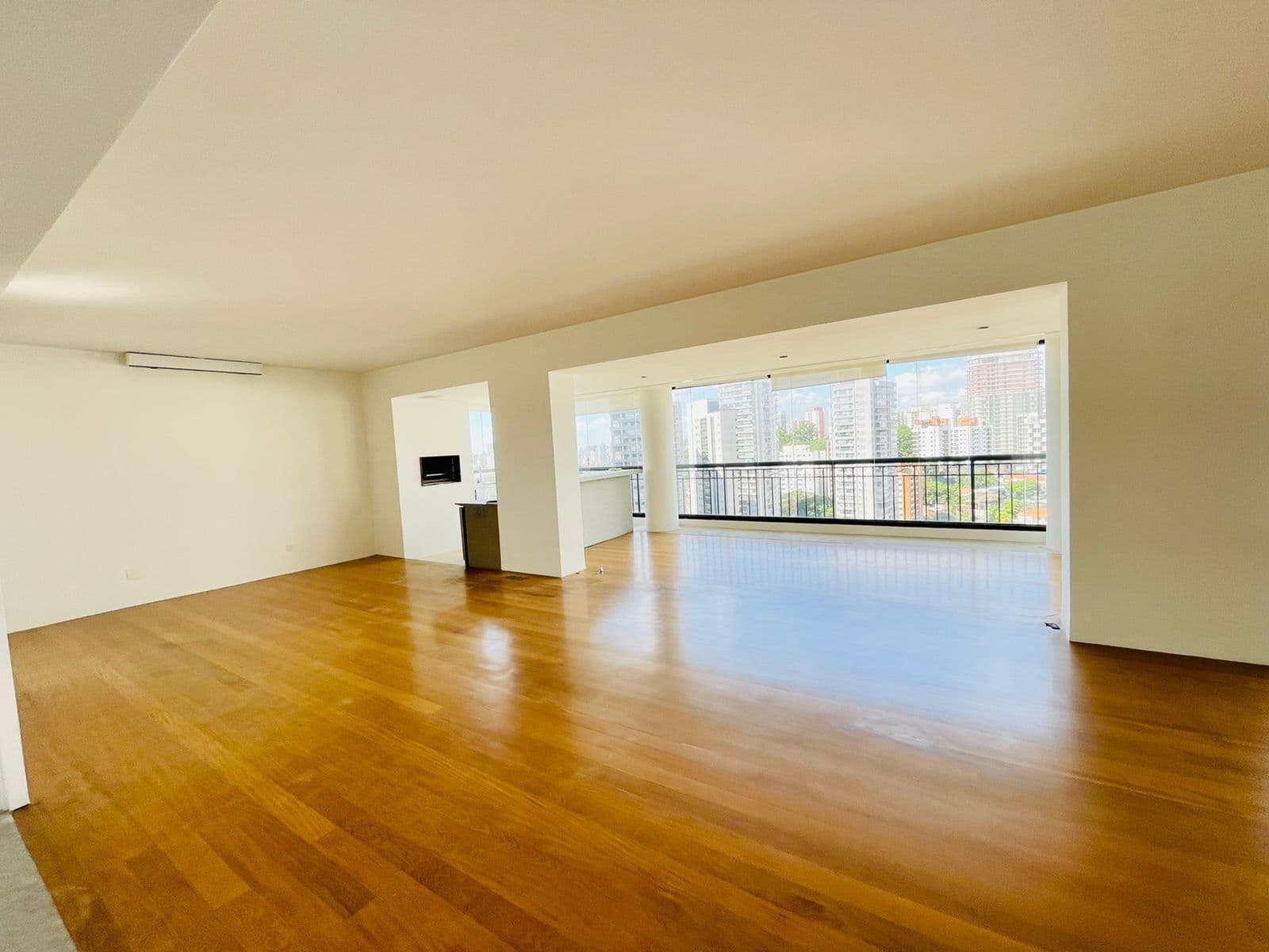 Apartamento Alto Padrão - LINDÍSSIMO