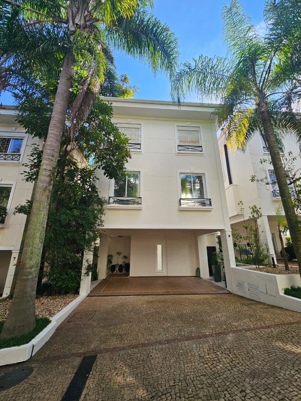 Casa em Condomínio - Espetacular