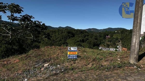 Lote/Terreno em Brusque - Azambuja