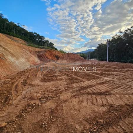 Lote/Terreno em Guabiruba - São Pedro
