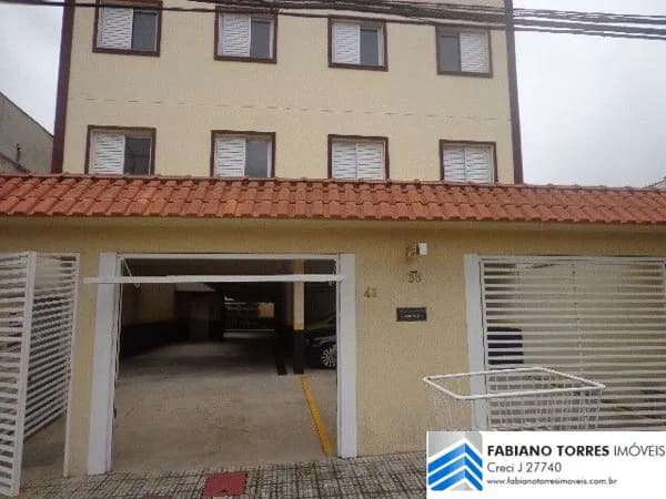 Apartamento com Condominio baixo à 2 minutos do Shopping Metropole.