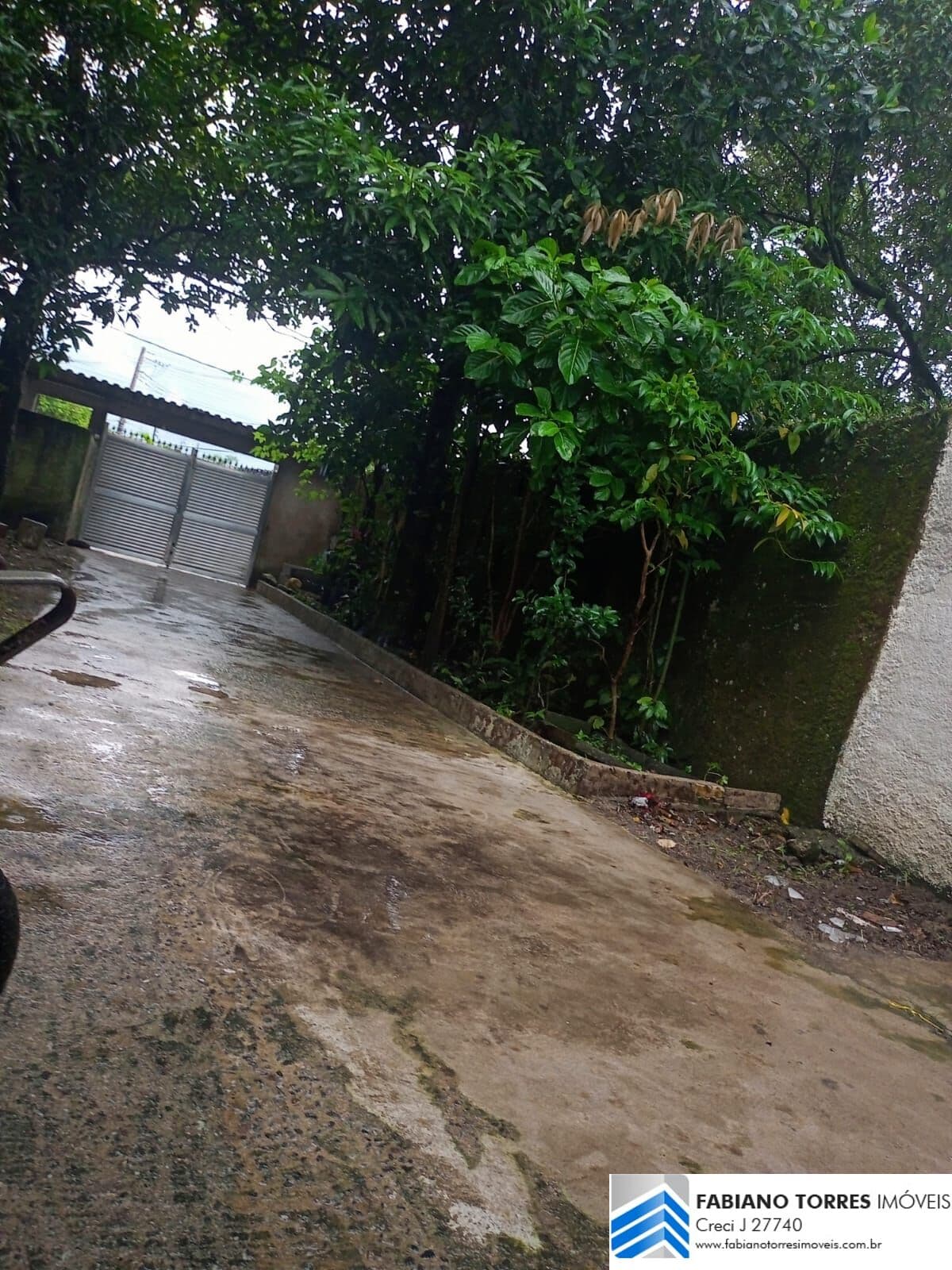 Casa Térrea em São Vicente para venda.