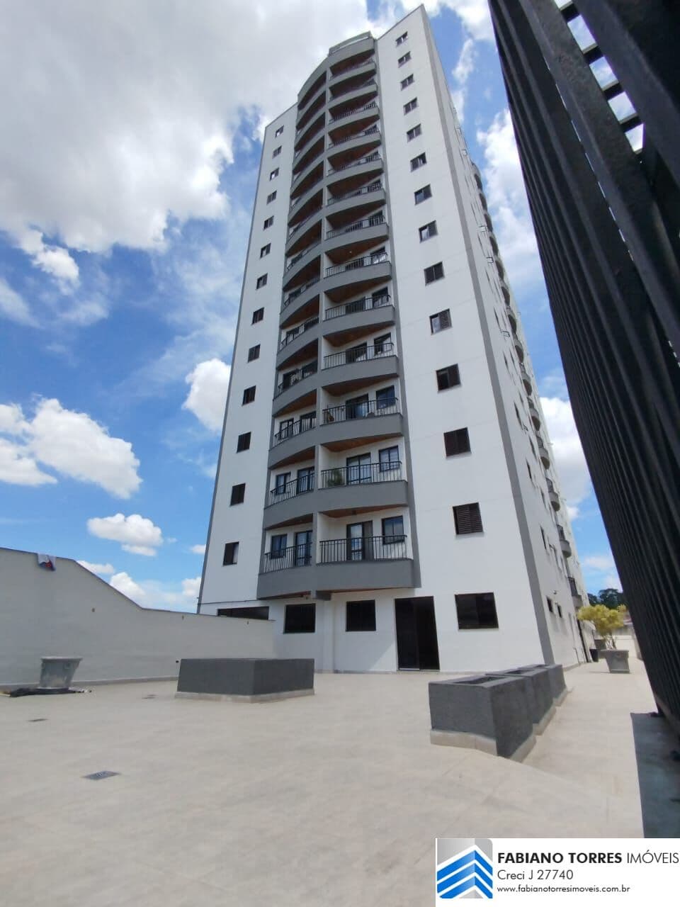 🏡 APARTAMENTO À VENDA 79m² – Visconde de Inhaúma (em frente ao Centro de Idiomas)