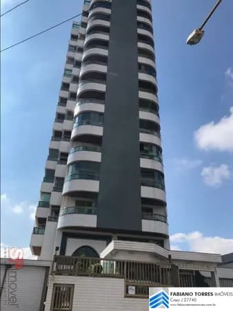 Apartamento de excelente acabamento com 104 m2. Venda com porteira fechada.