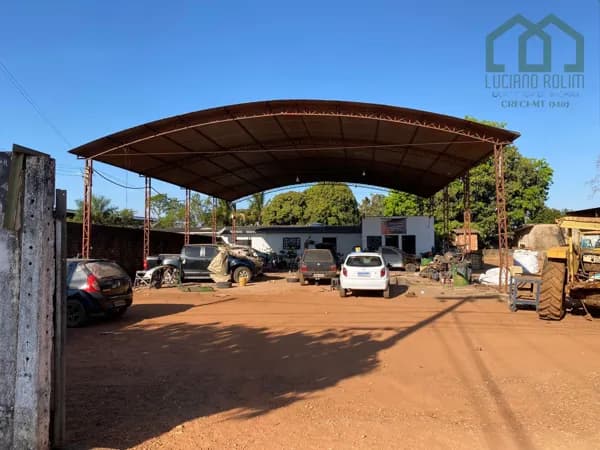 Pavilhão/Galpão Industrial em Centro, Campos de Júlio/MT