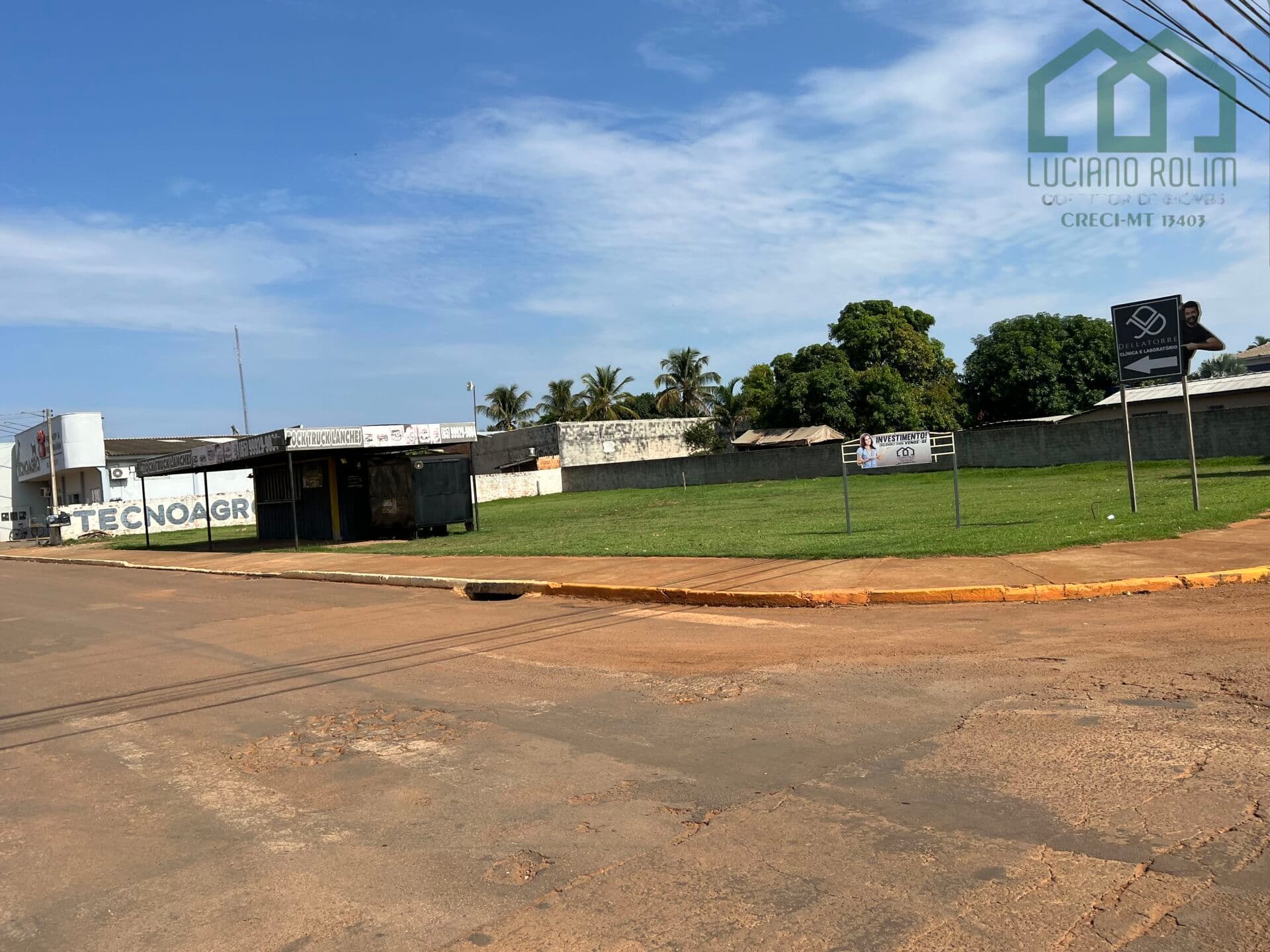 Lote/Terreno em Campos de Júlio - Centro