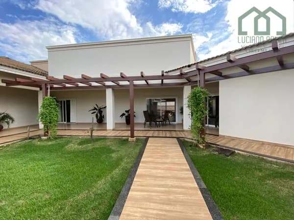 Casa Alto Padrão em Bom Jardim, Campos de Júlio/MT