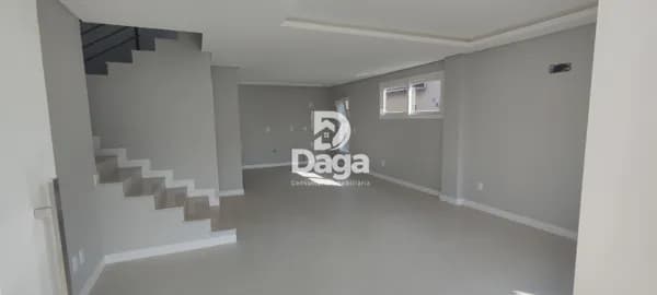Casa no Córrego Grande - 3 dormitórios, sendo 3 suites - Florianópolis/SC