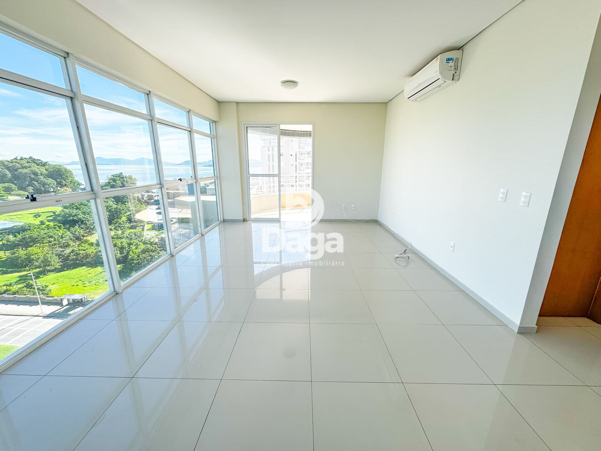 Apartamento Alto Padrão em Agronômica, Florianópolis/SC
