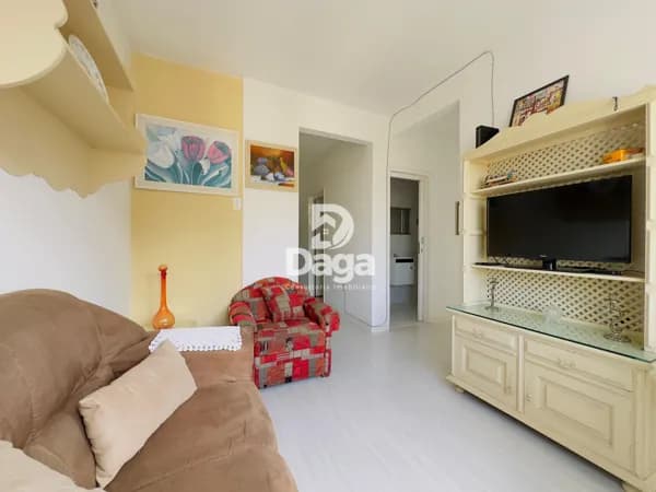 Apartamento no Centro - 2 Dormitórios - Florianópolis/SC