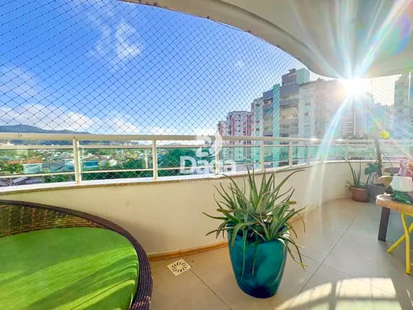 Lindo apartamento a venda no Itacorubi/ Parque São Jorge