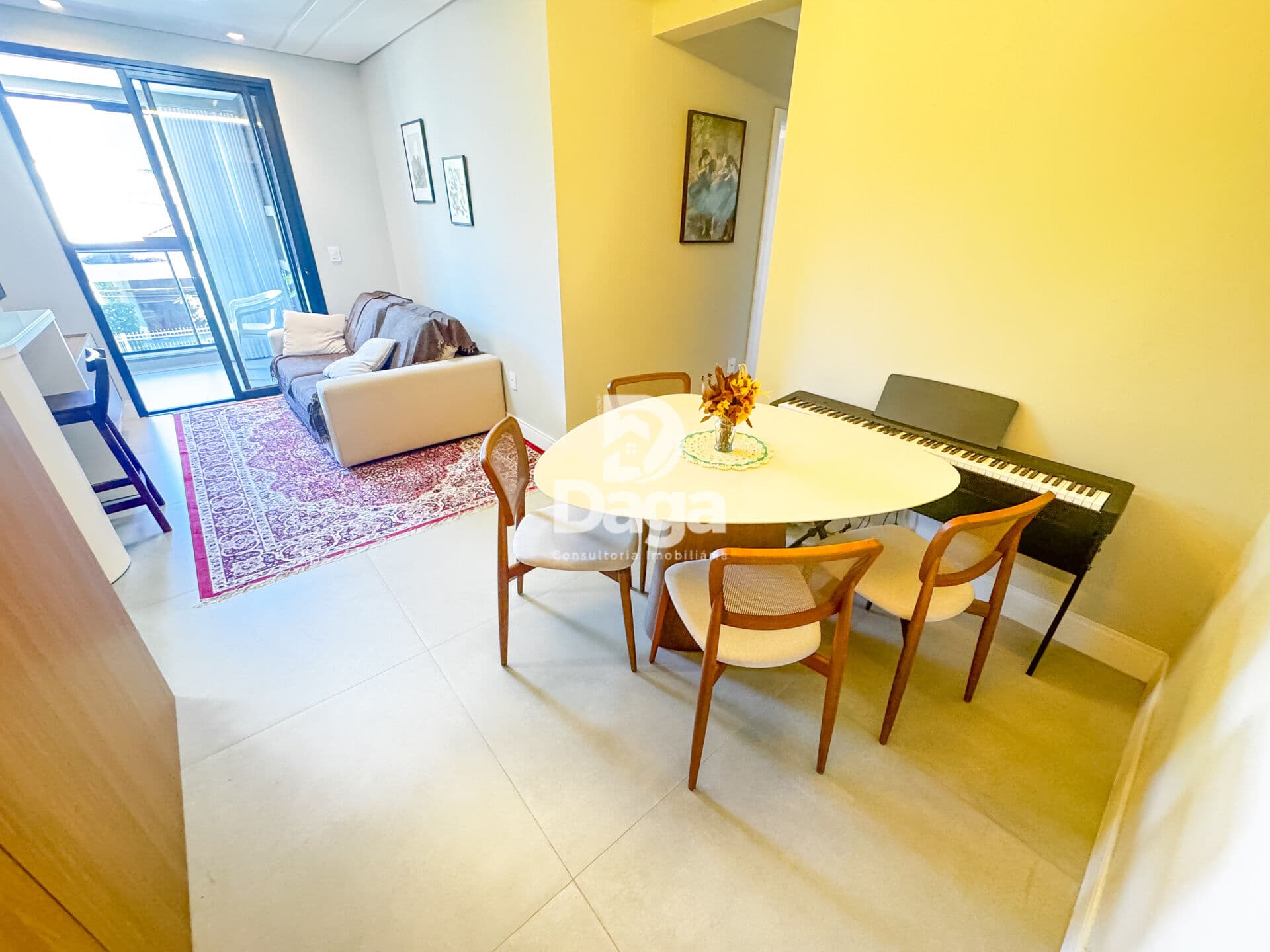 Apartamento na Trindade - 2 dormitórios, sendo 1 suite - Florianópolis/SC