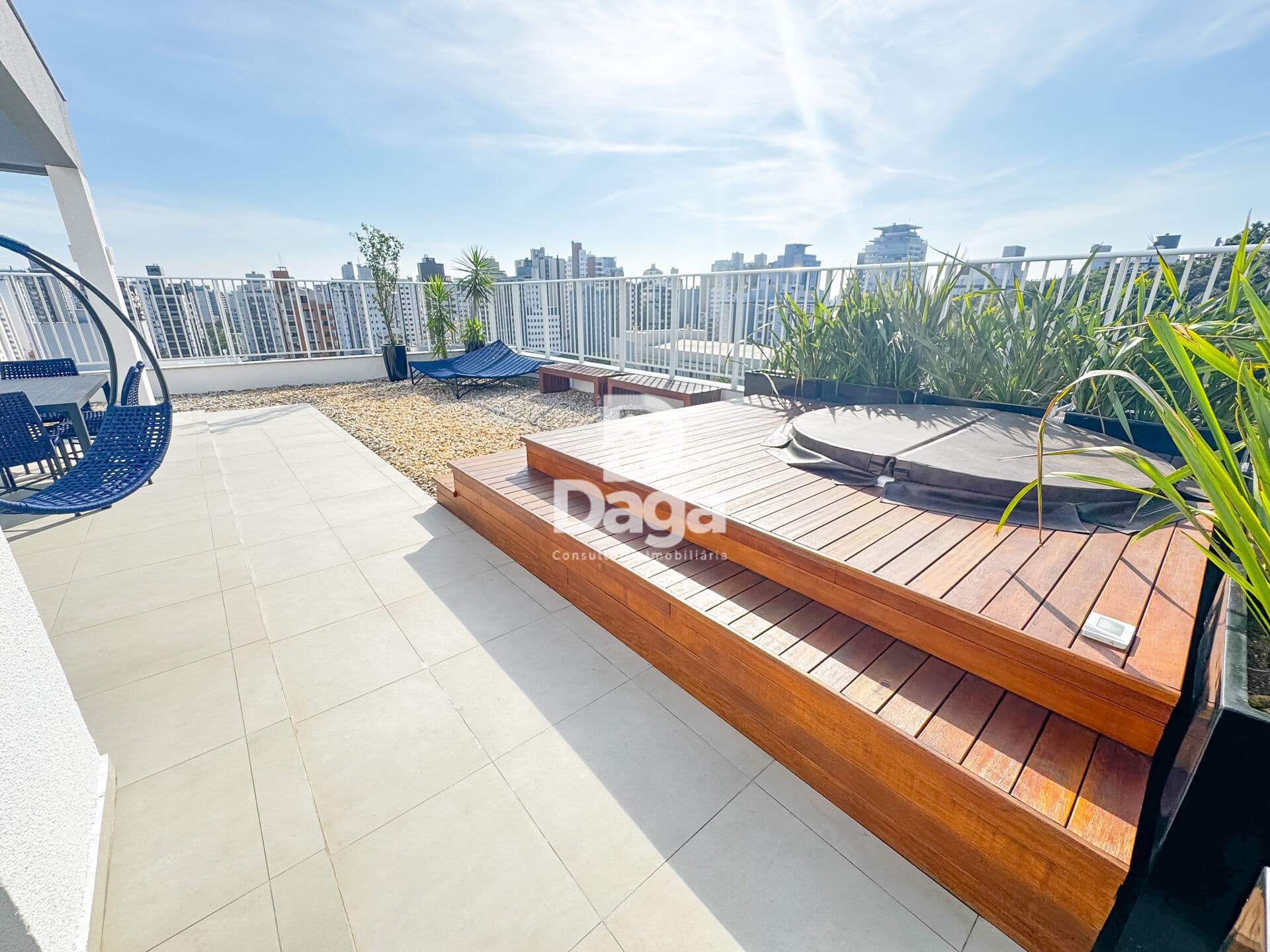 Apartamento no Centro - 1 dormitório, sendo 1 suite - Florianópolis/SC